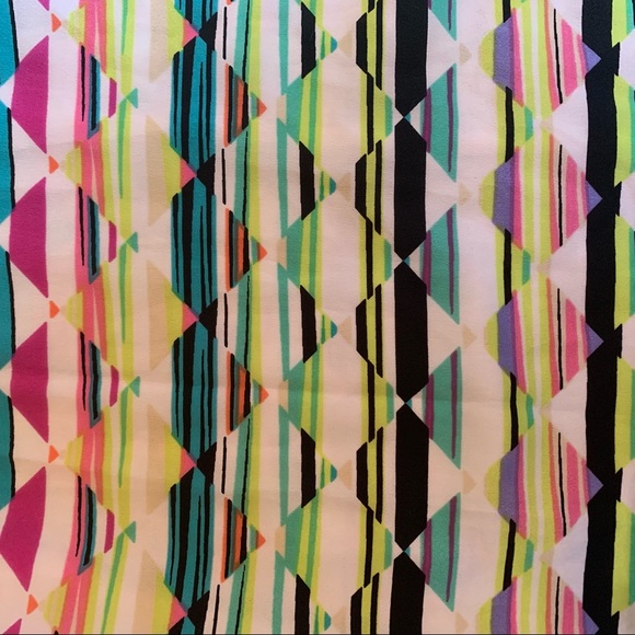 Colorful Shift Dress - Picture 4 of 4